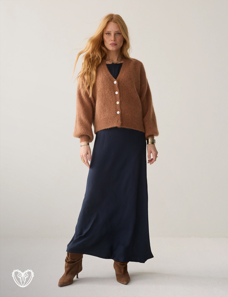 Chaqueta marrón teja con botones